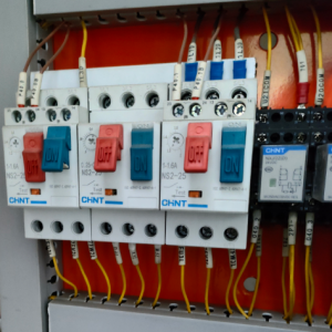 ��н��ǧ12Сʱ���൹���繤��λ�����в�������������ģ�